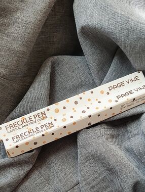 Page Vine Freckle Pen NWT